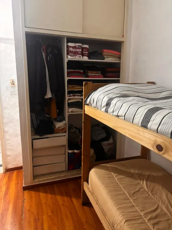 Dormitorio con placard — PROYECTO VIDA